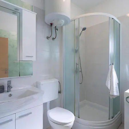 Apartman In Stoja Mit Terrasse Pula