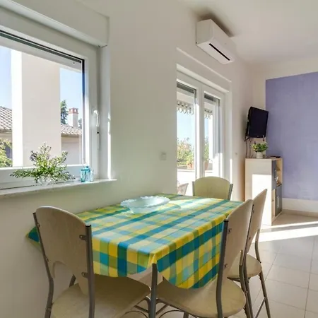Διαμέρισμα In Stoja Mit Terrasse *